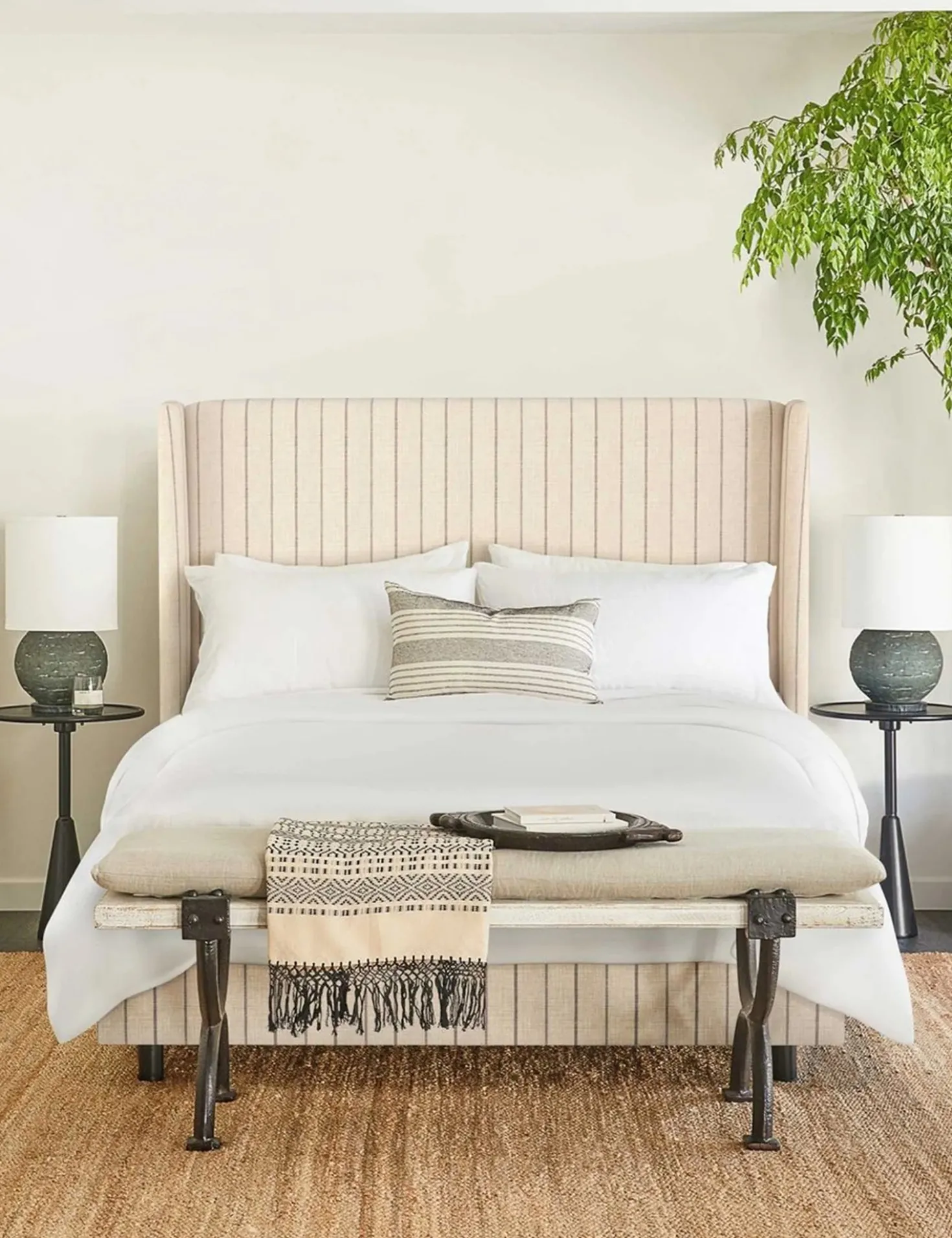 Adara Bed
