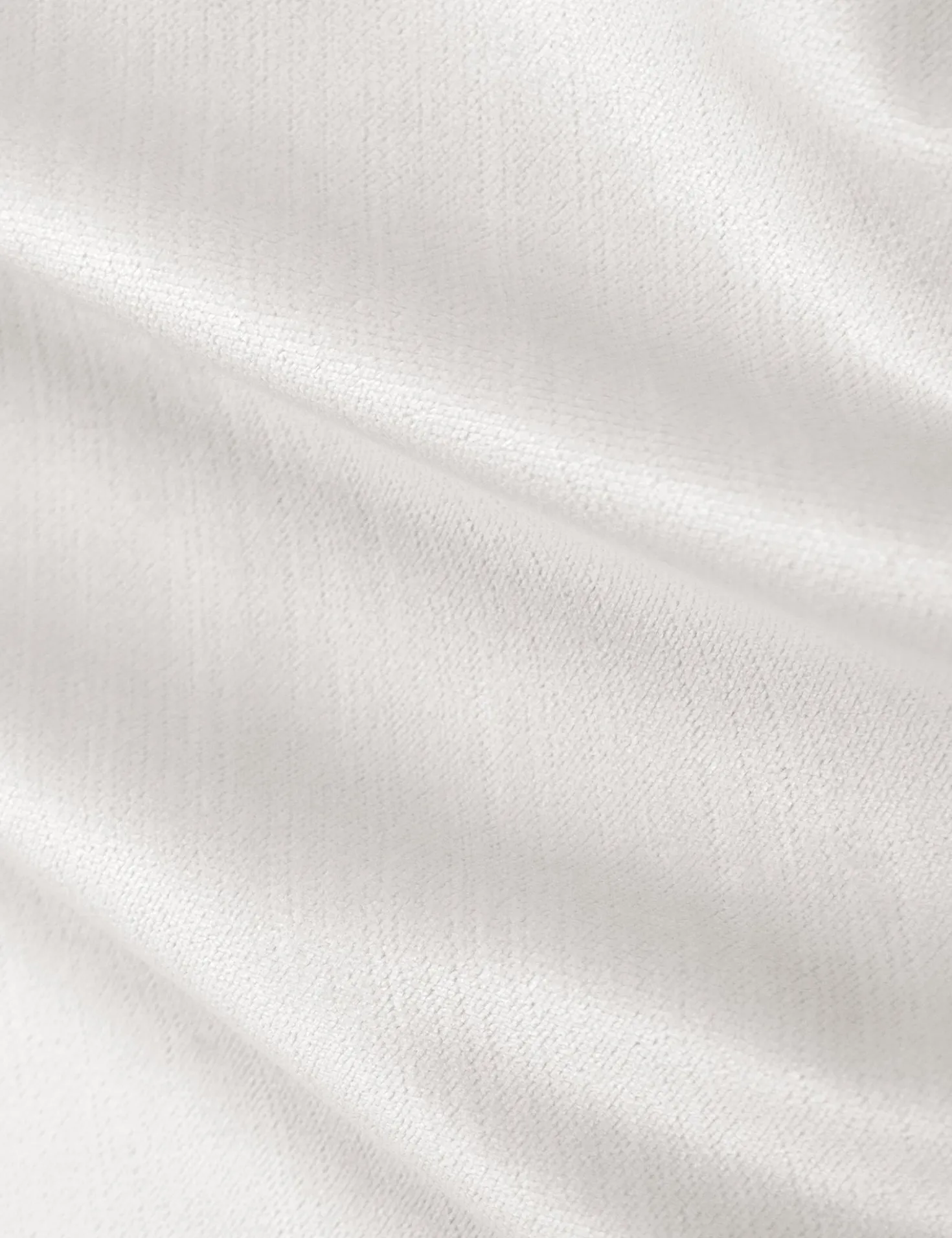 Adara Bed