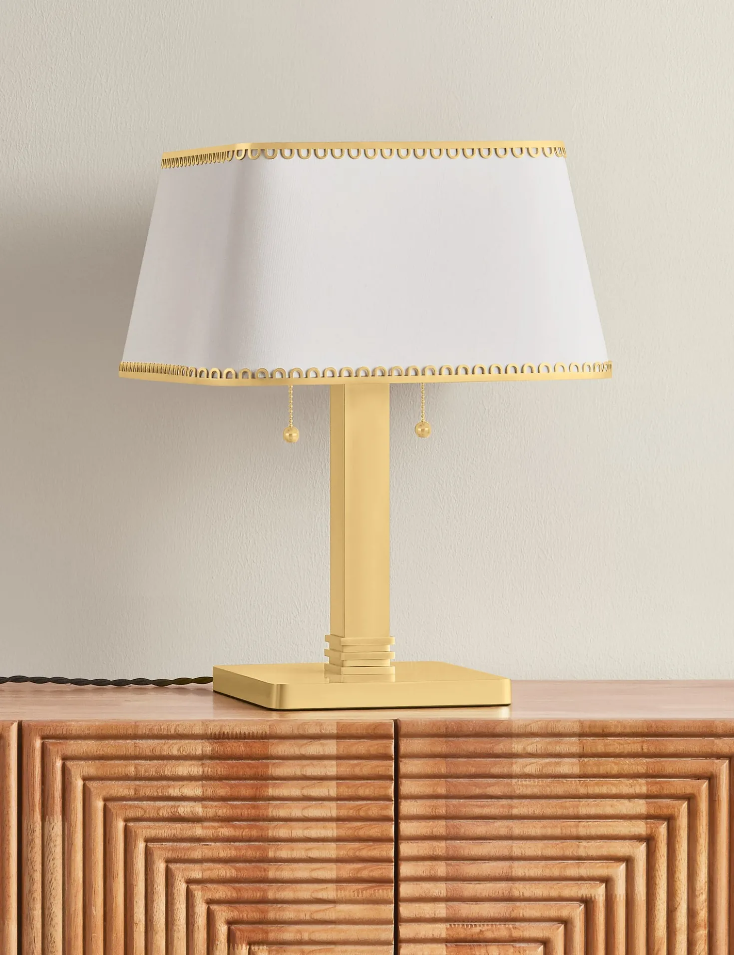 Akia Table Lamp