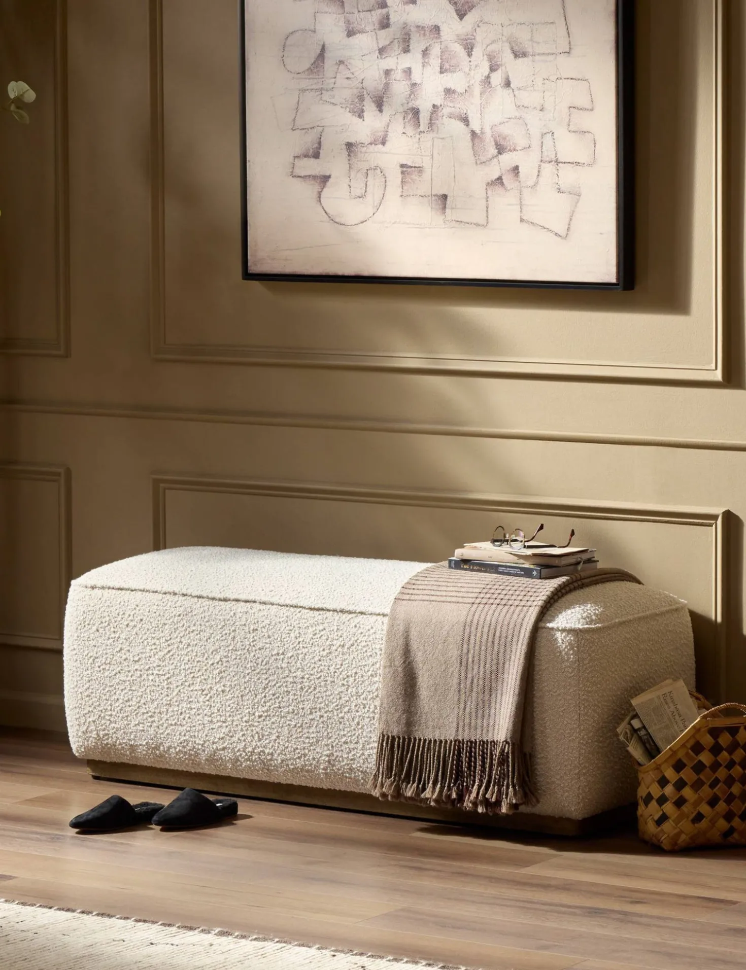 Aldora Bench