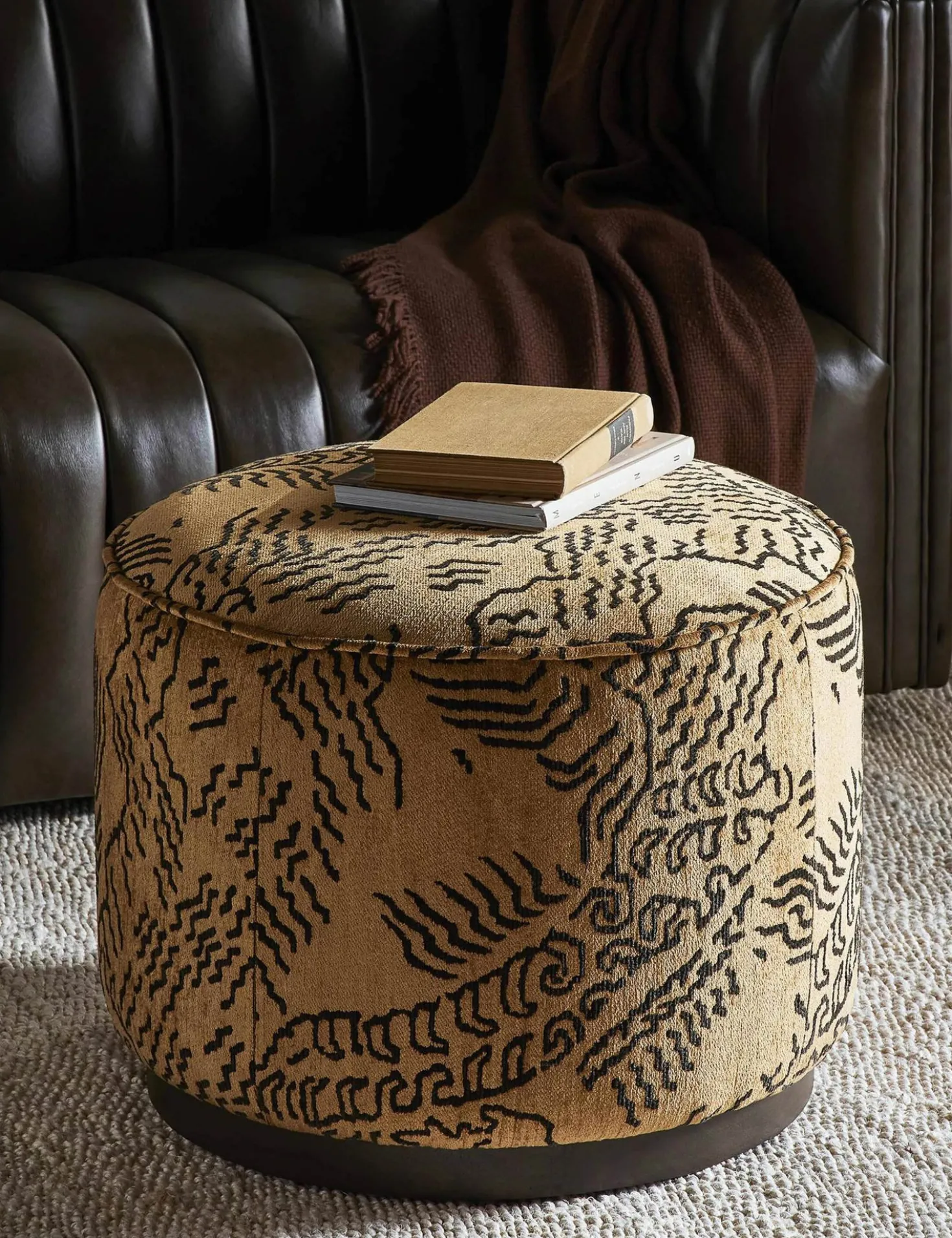 Aldora Stool