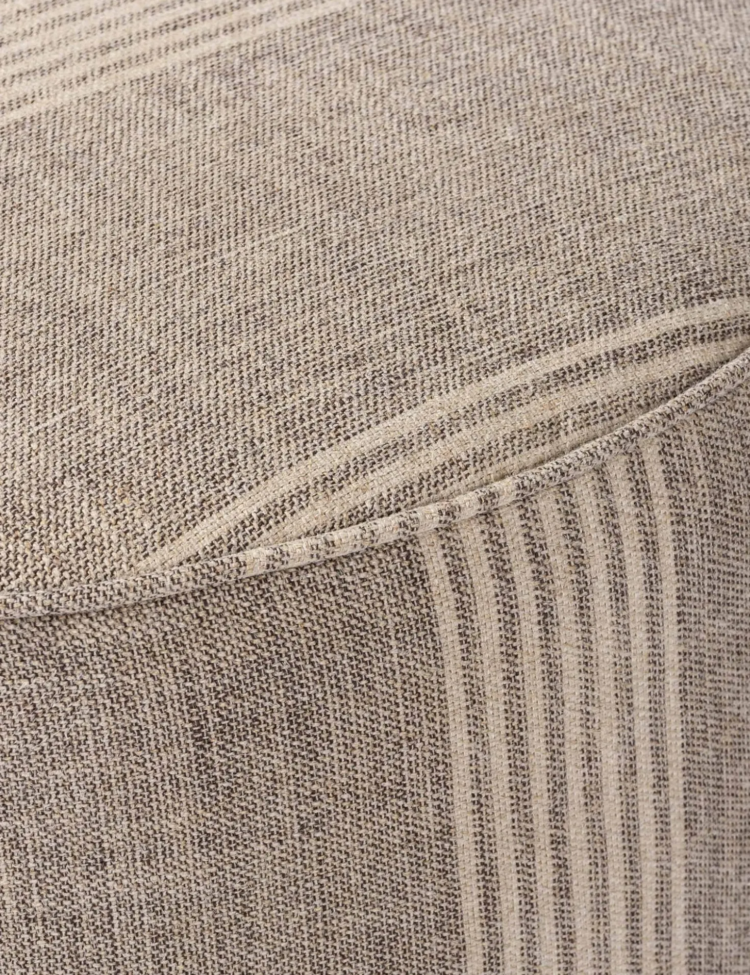 Aldora Stool