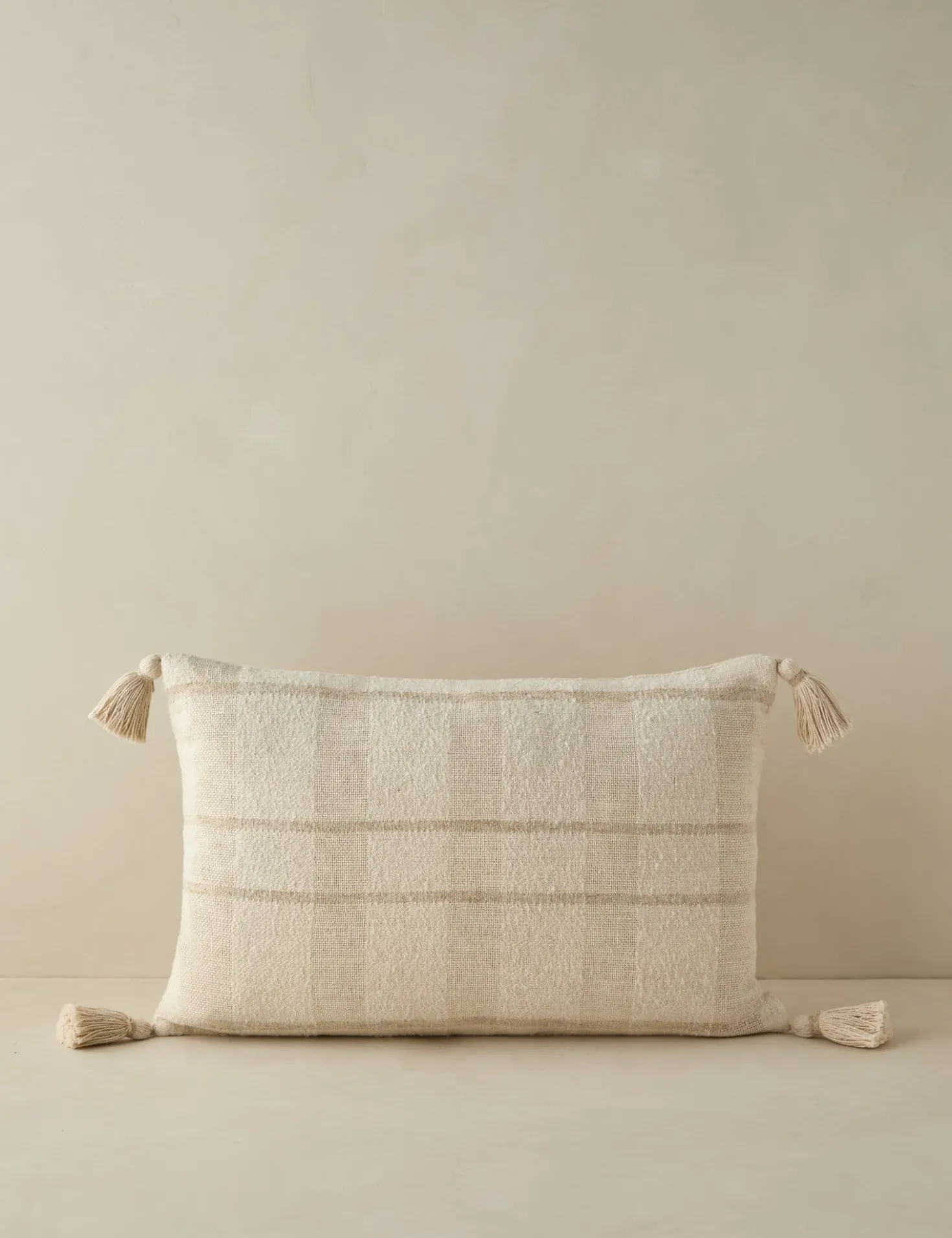 Alira Pillow