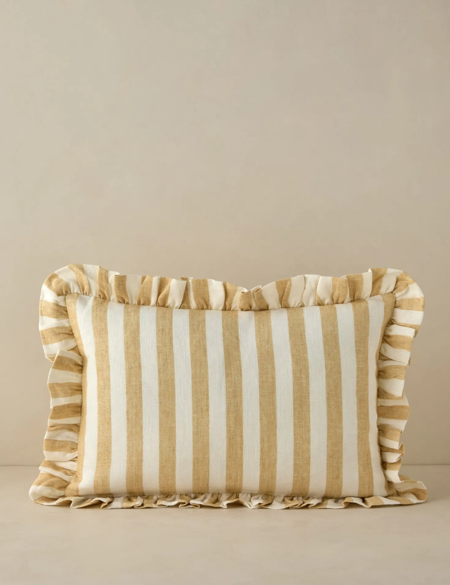 Amaroso Linen Ruffle Pillow