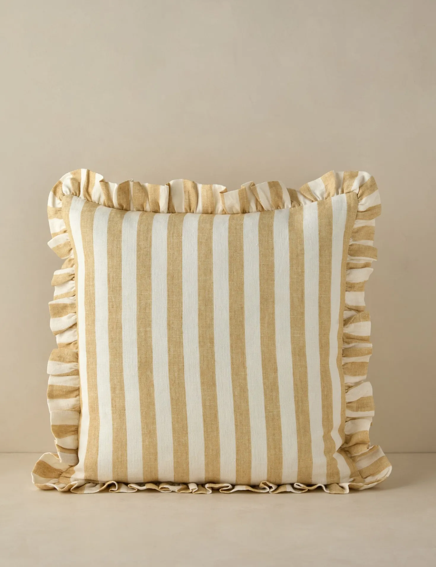 Amaroso Linen Ruffle Pillow