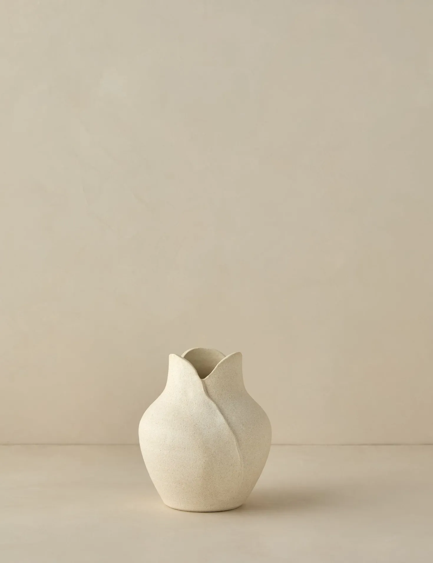 Amelia Vase by dumæ