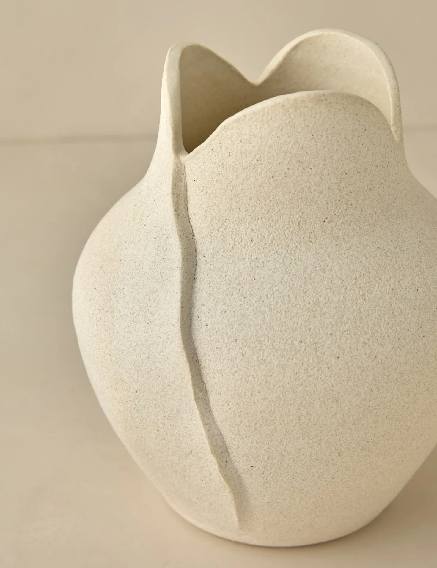 Amelia Vase by dumæ