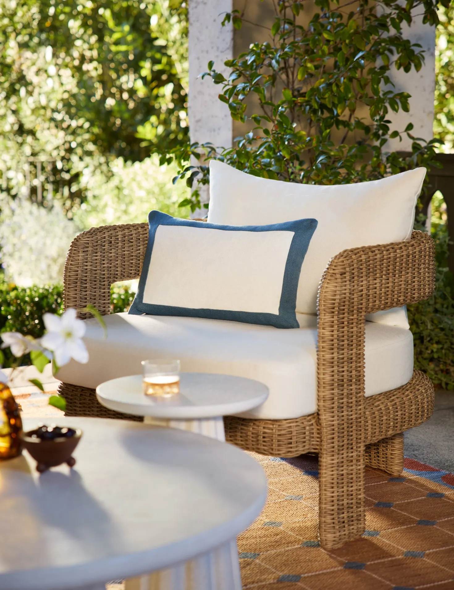 Amica Indoor / Outdoor Pillow