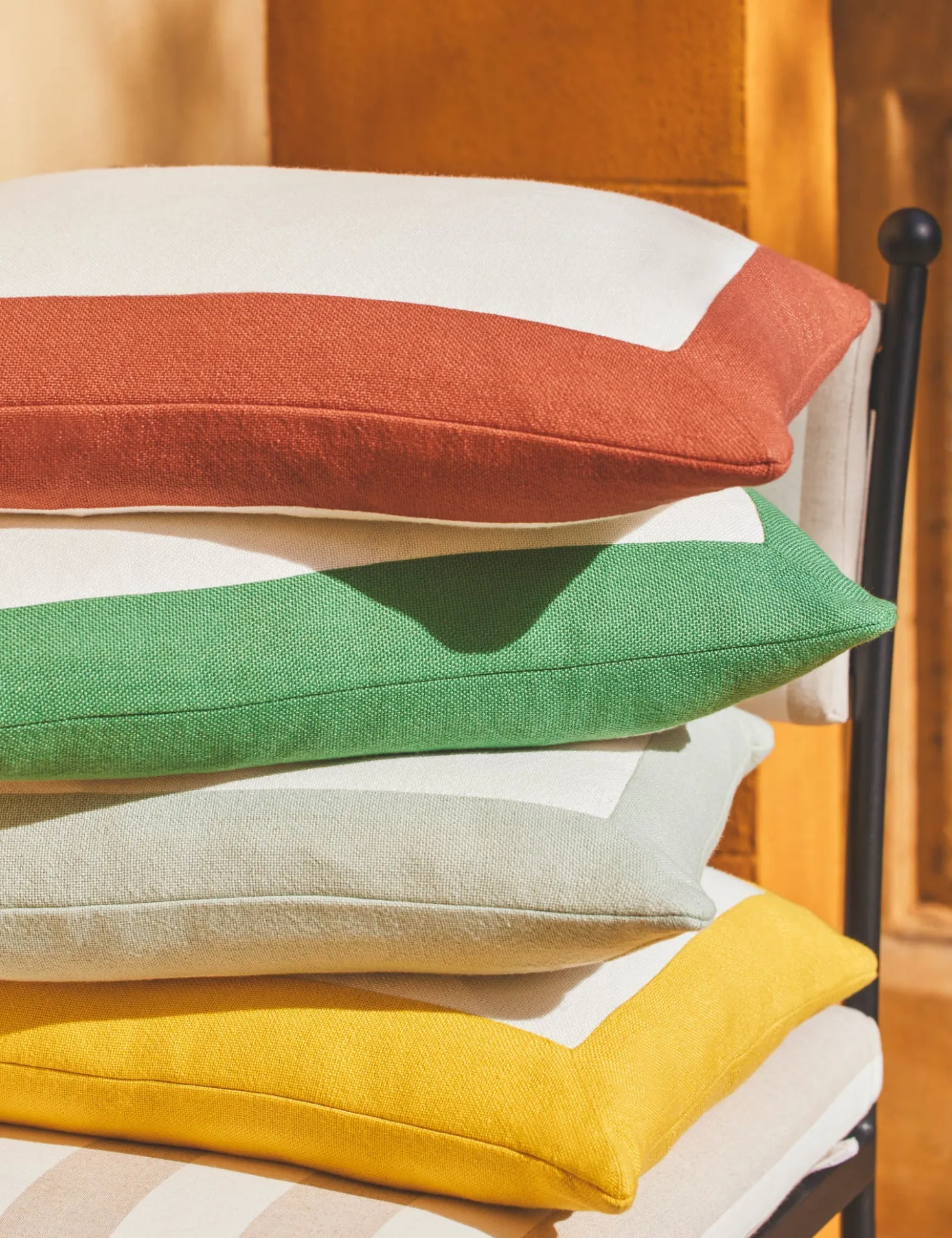 Amica Indoor / Outdoor Pillow