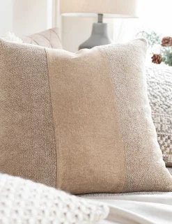 Angie Pillow