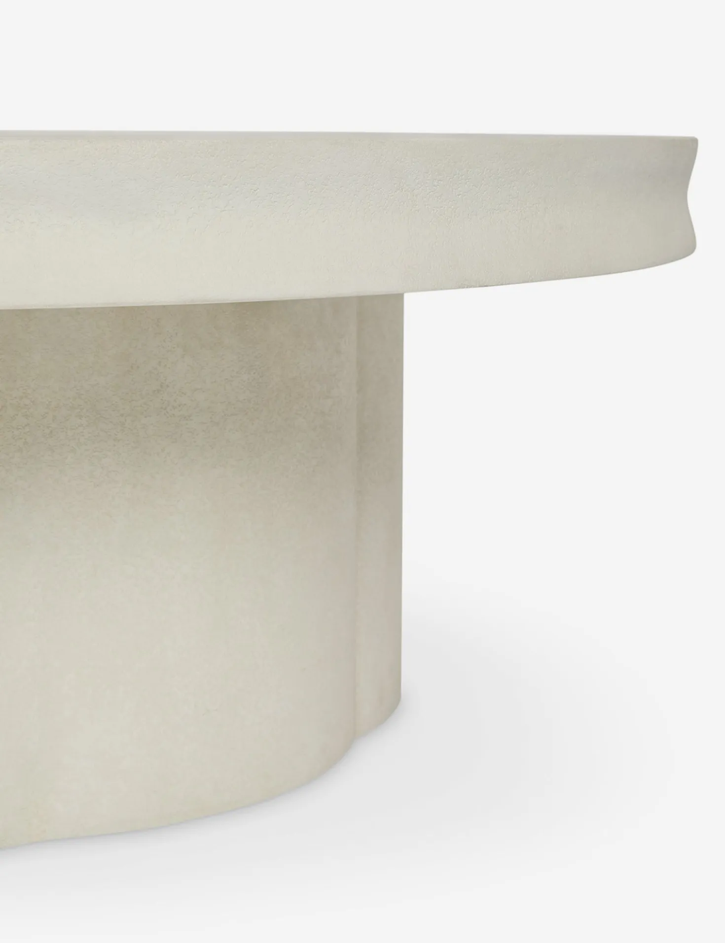 Apel Indoor / Outdoor Round Coffee Table