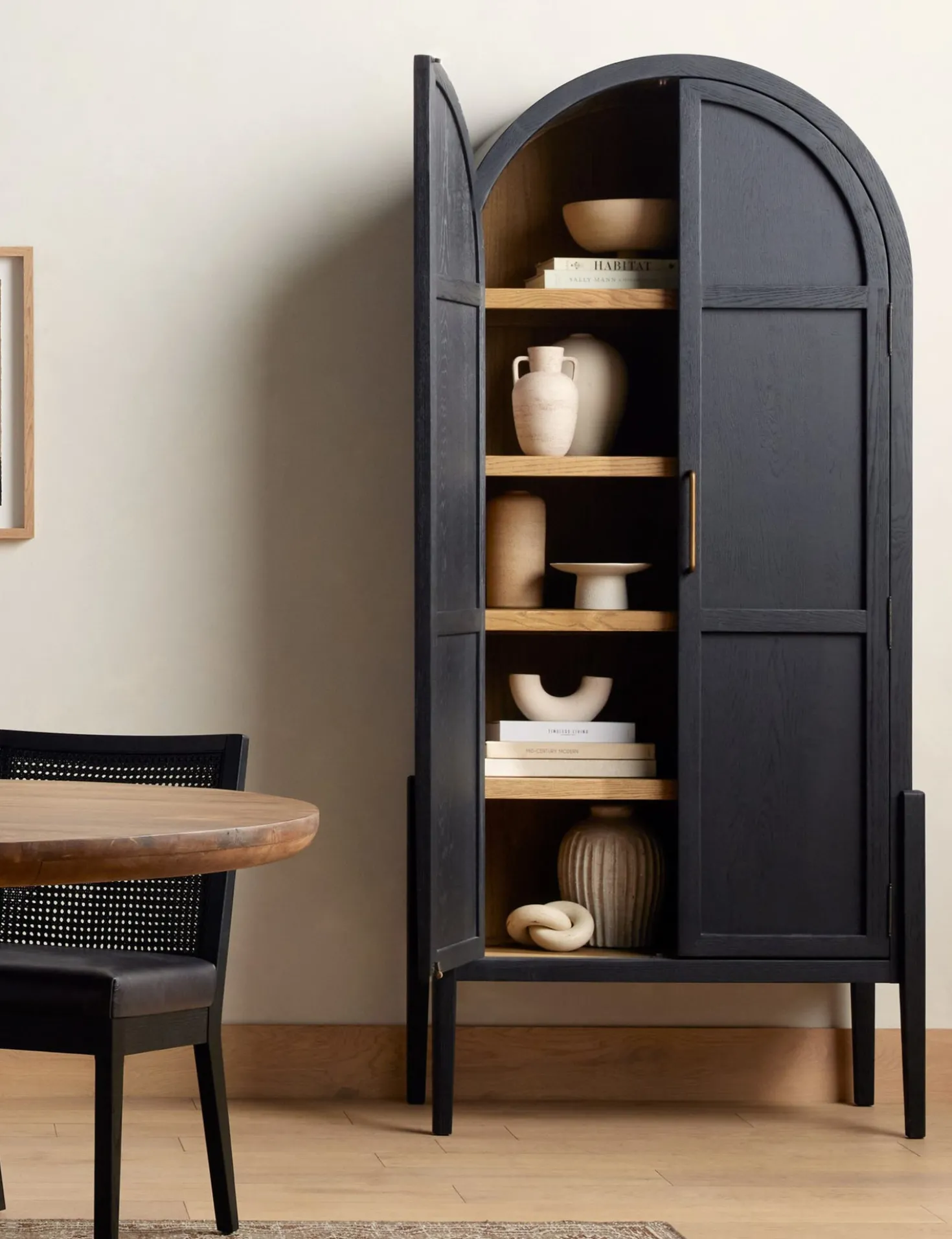 Apolline Cabinet