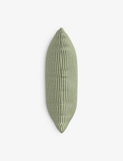 Appleyard Indoor / Outdoor Pillow