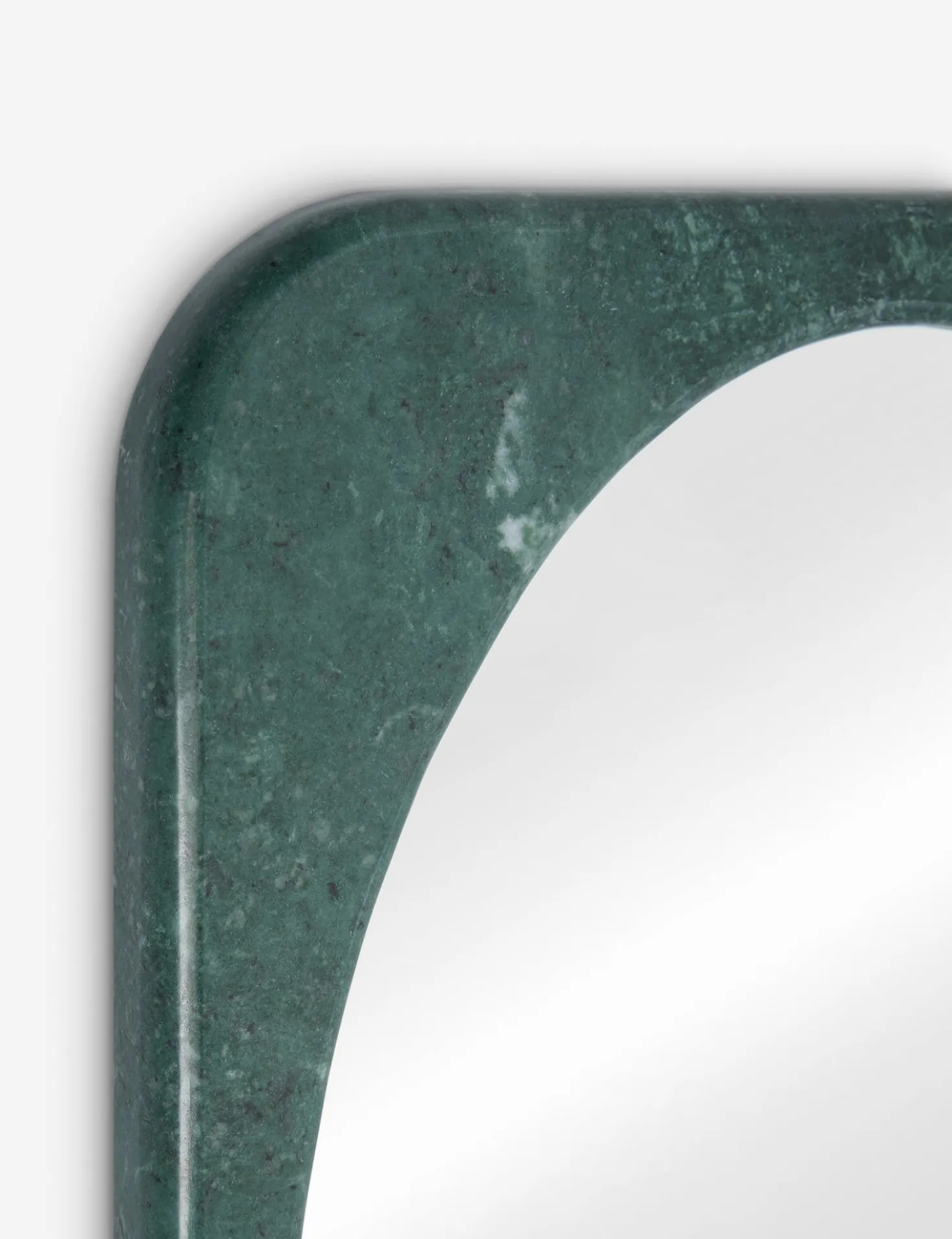 Arista Mirror