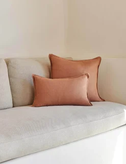 Arlo Linen Pillow