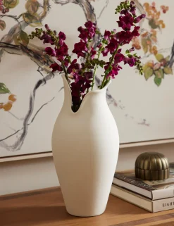 Avayah Vase