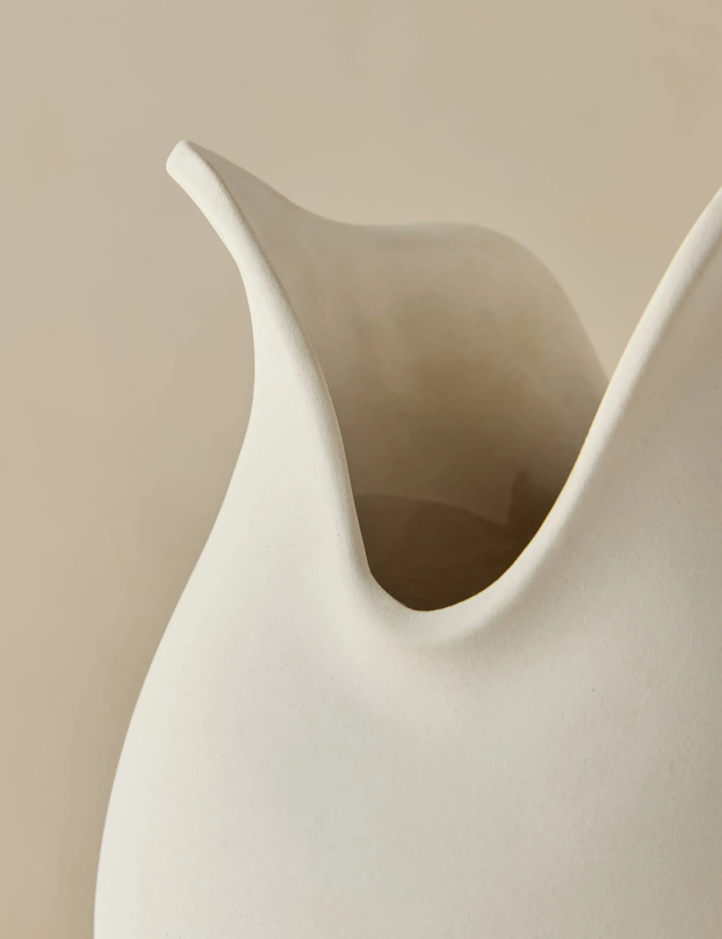Avayah Vase