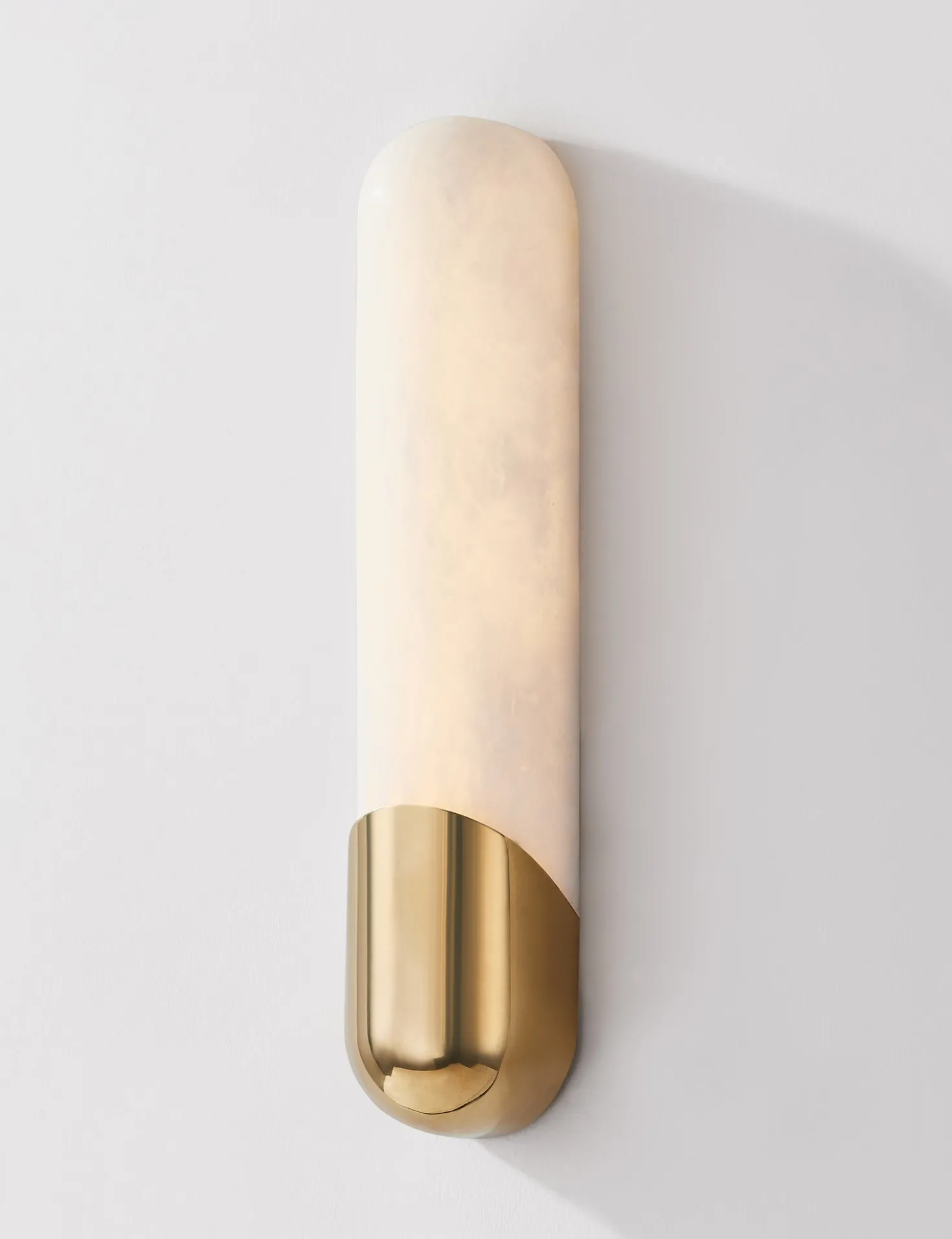 Avina Sconce