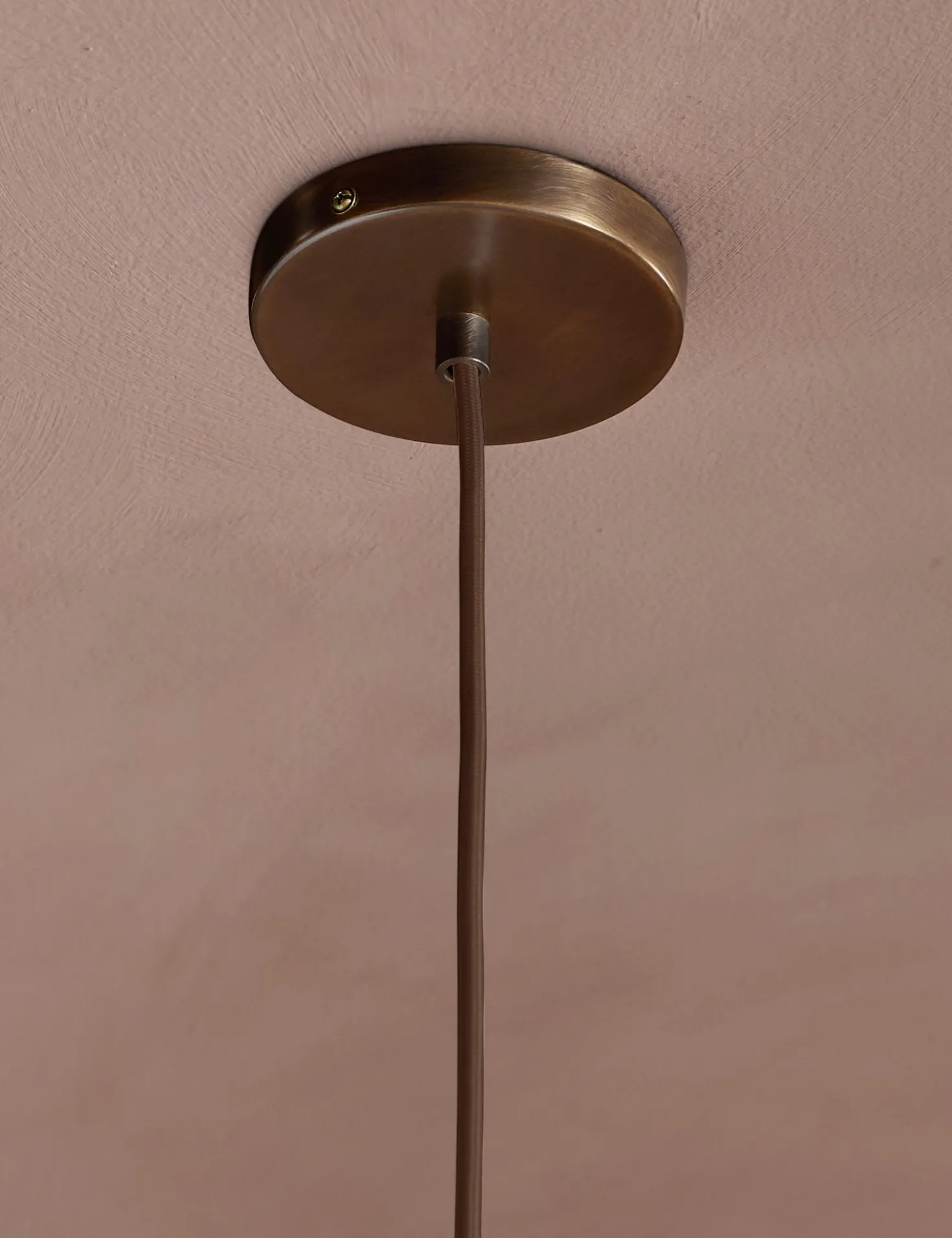 Bemand Pendant Light