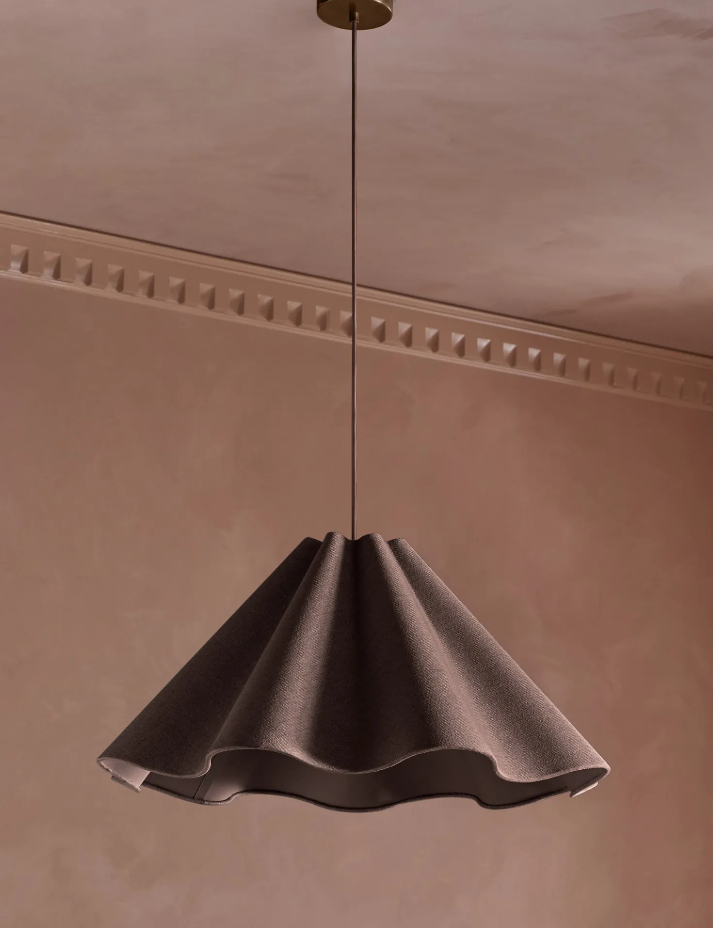 Bemand Pendant Light