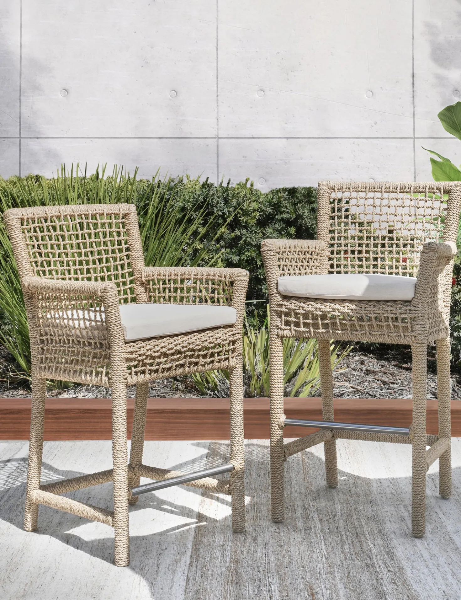Beverly Indoor / Outdoor Bar Stool
