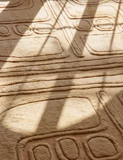 Bosa Hand-Knotted Wool Rug