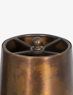 Bucquet Sconce