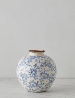 Cairns Vase