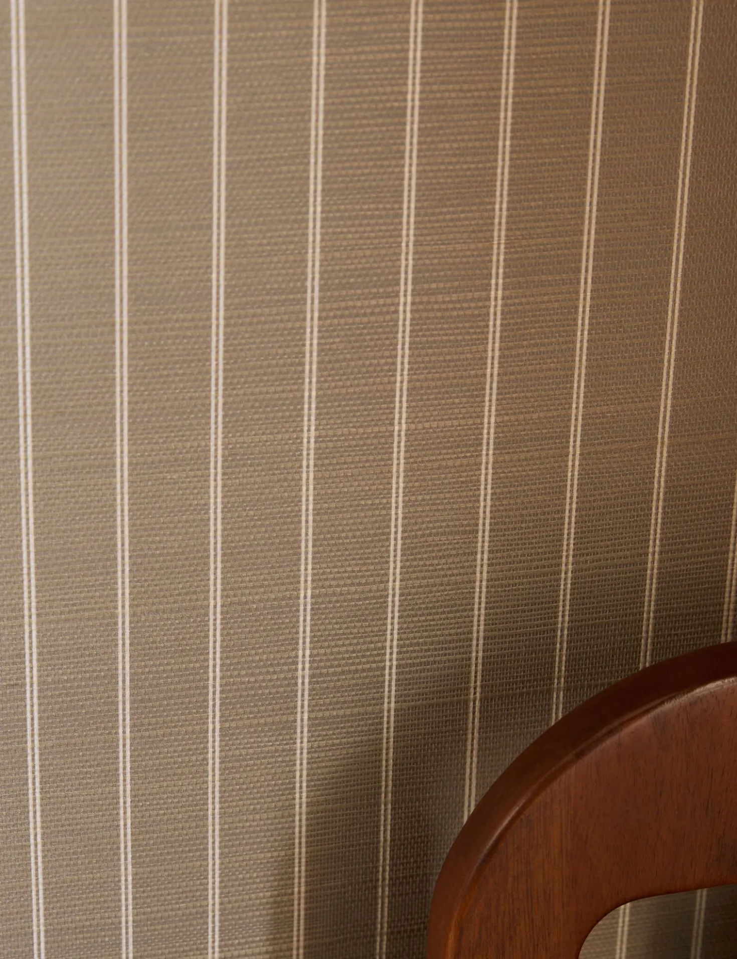 Carnegie Stripe Grasscloth Wallpaper