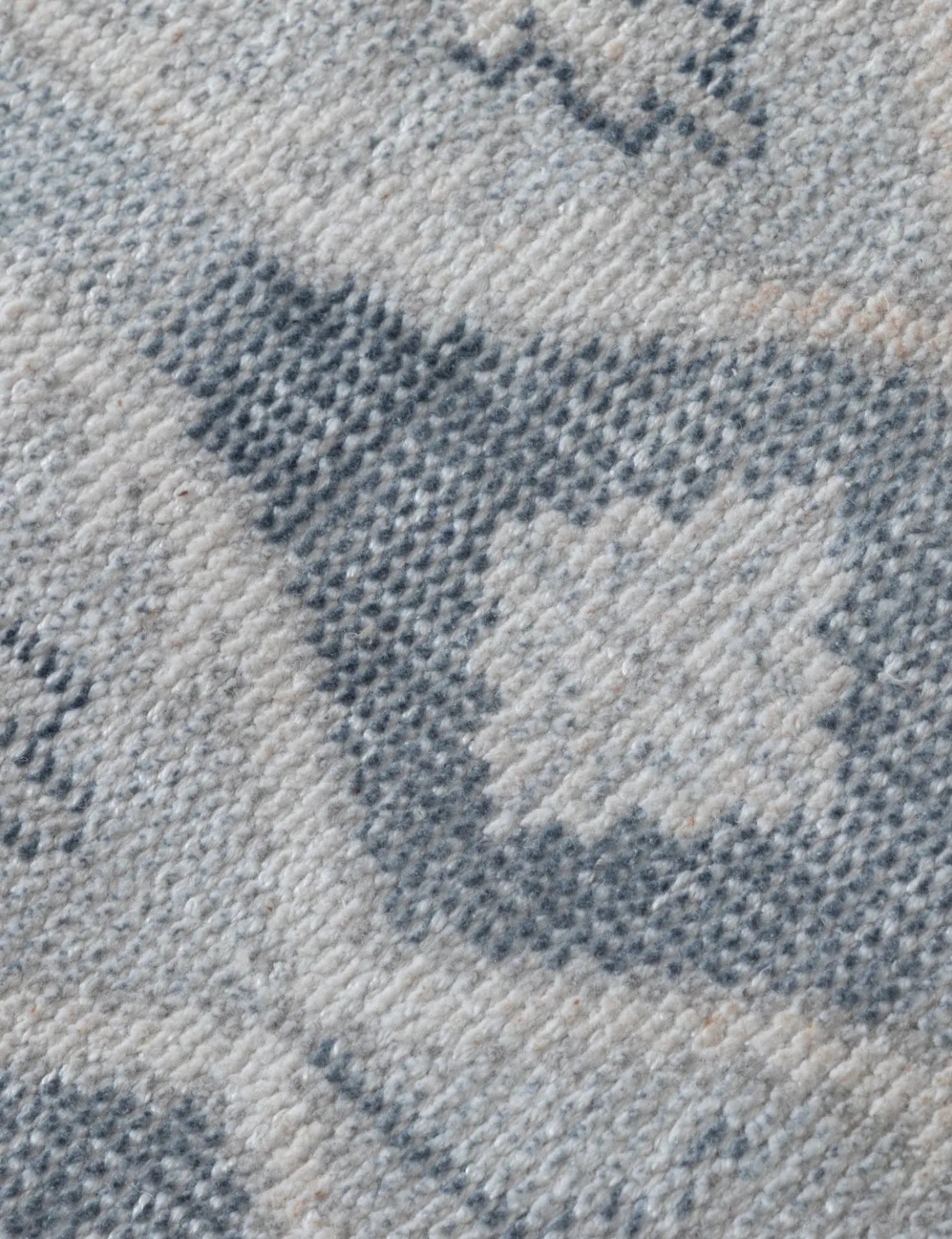Carrillo Hand-Knotted Indoor / Outdoor Rug