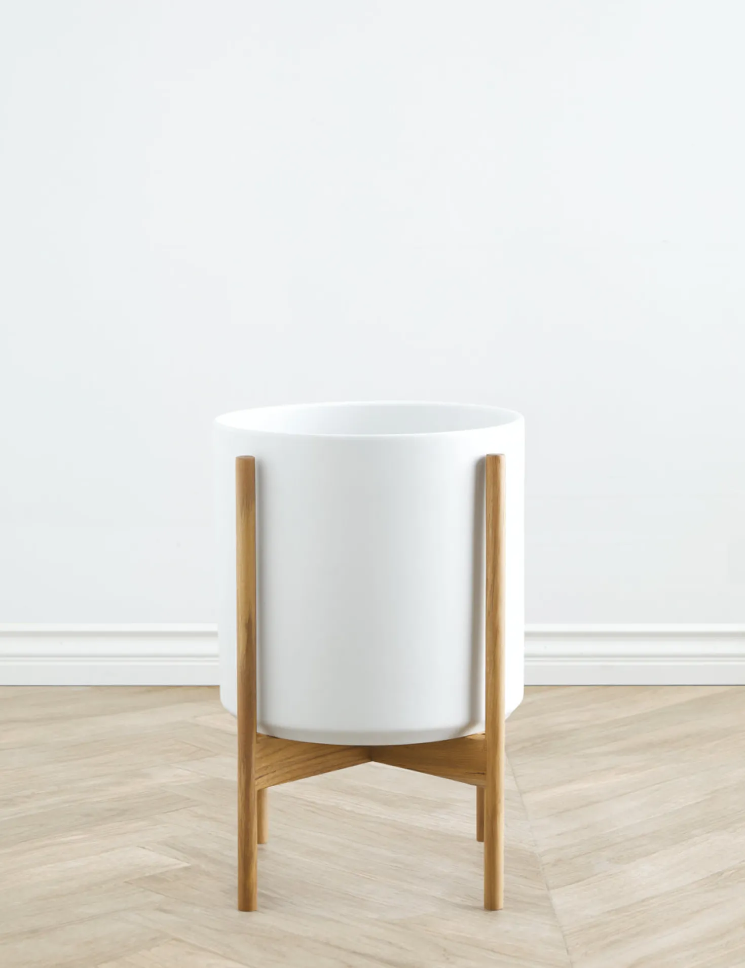 Ceramic Planter Pot + Teak Stand by LBE Design