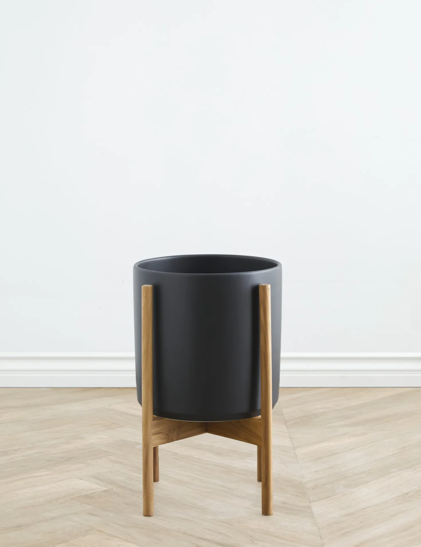 Ceramic Planter Pot + Teak Stand by LBE Design