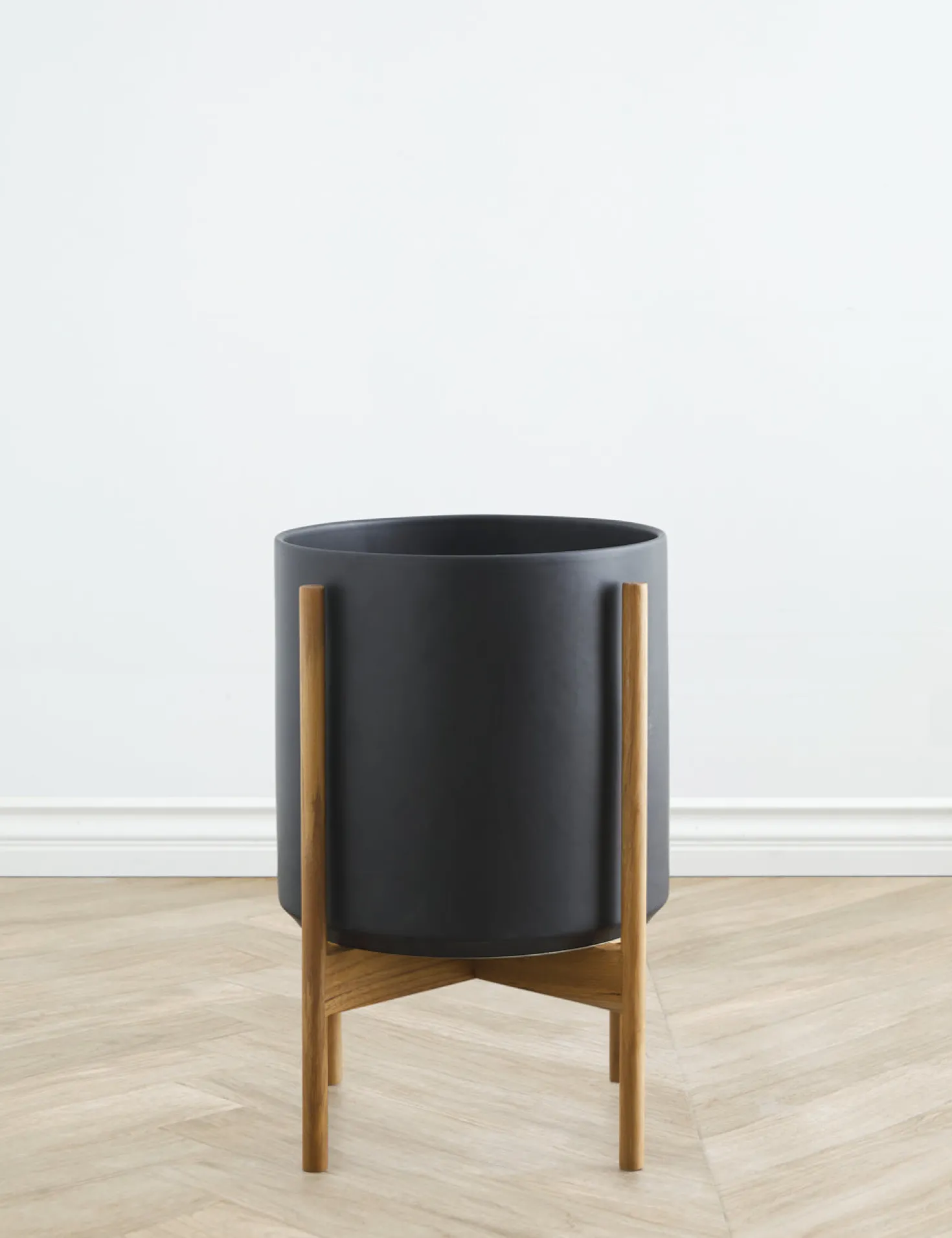 Ceramic Planter Pot + Teak Stand by LBE Design