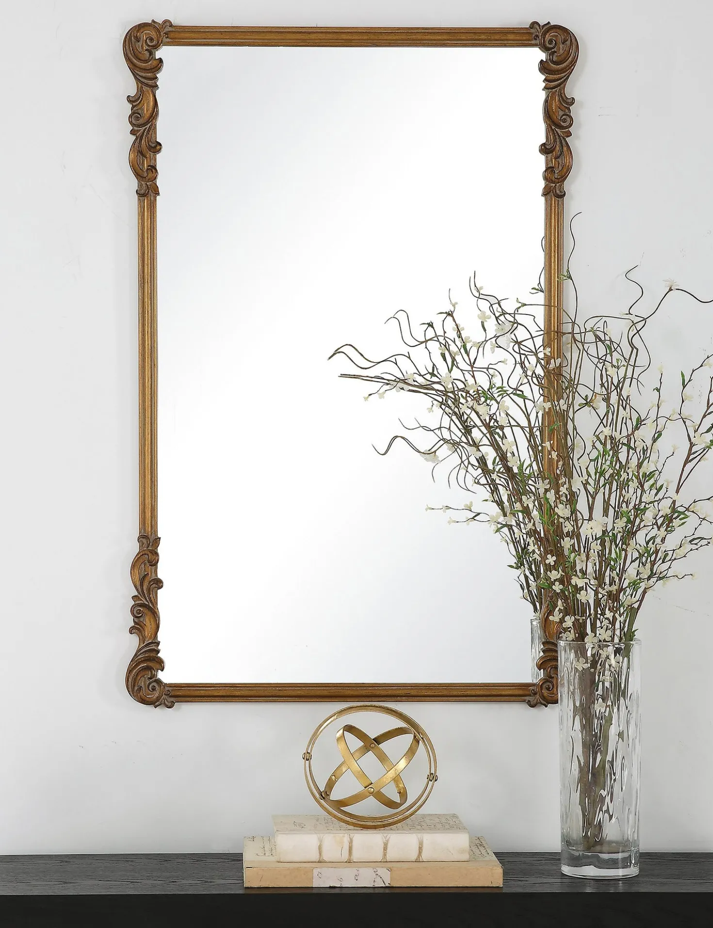 Charlo Mirror