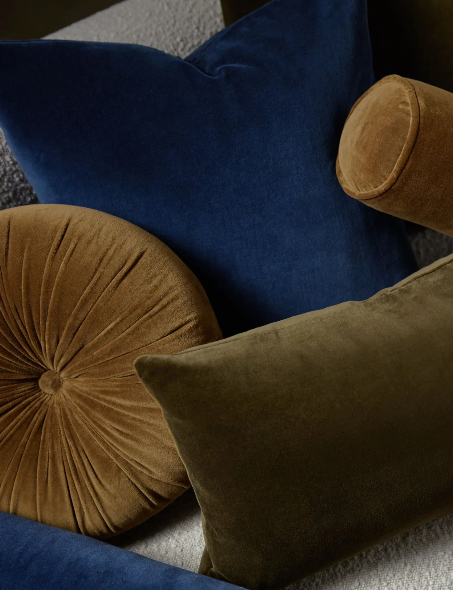 Charlotte Velvet Pillow