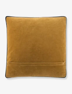 Clune Pillow