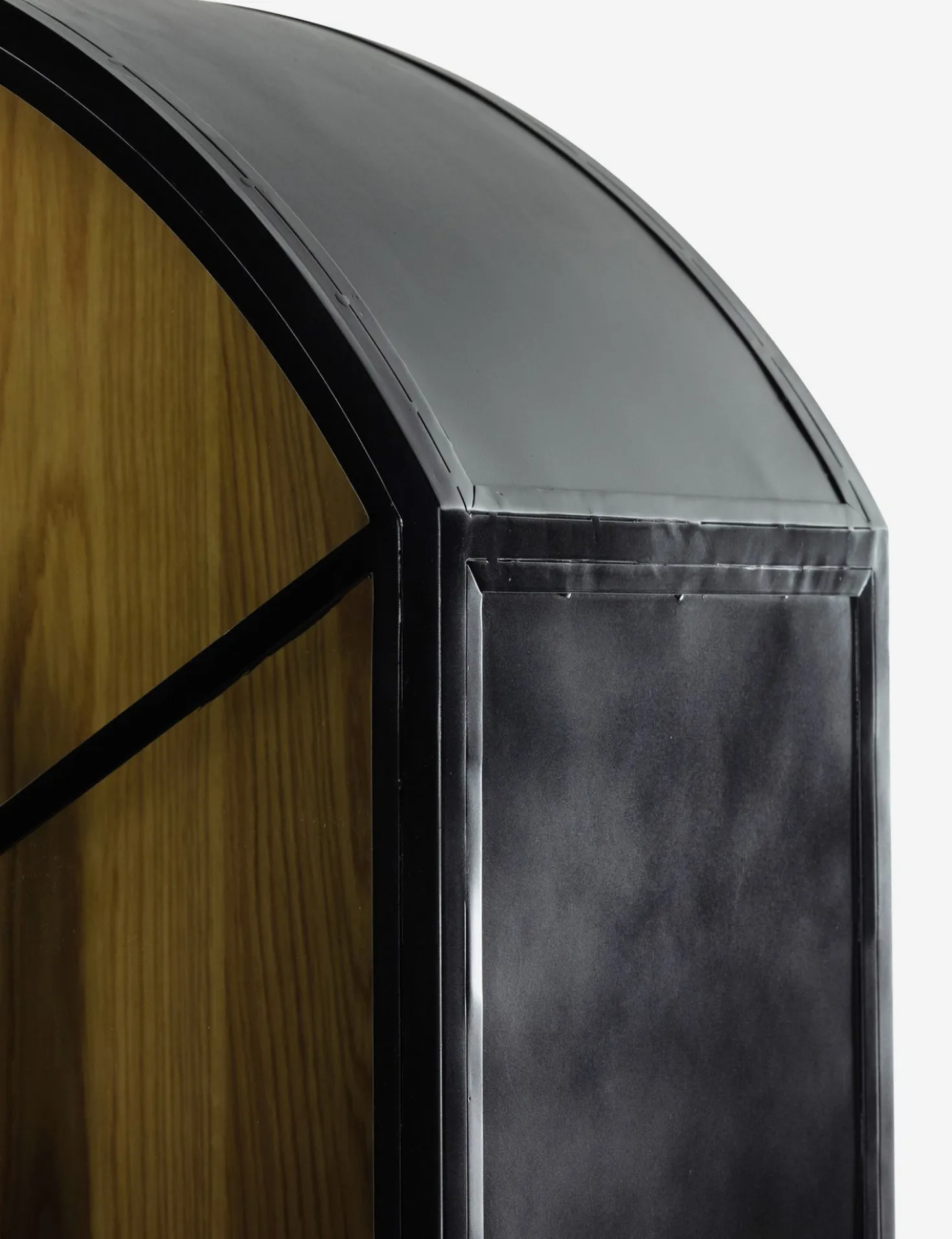 Cressida Curio Cabinet