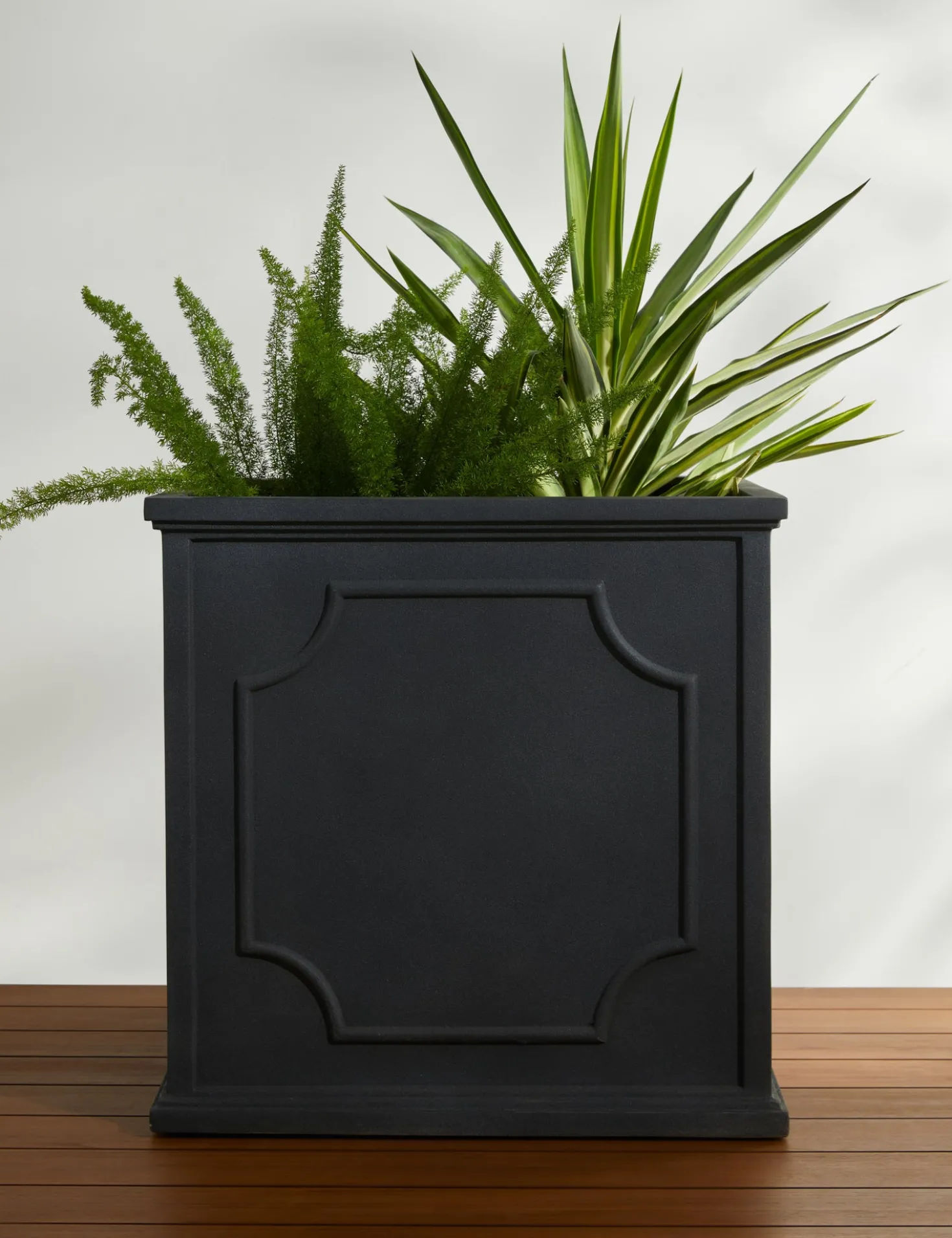 Cumberland Planter by Campania International