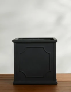 Cumberland Planter by Campania International
