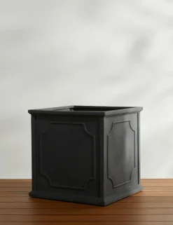 Cumberland Planter by Campania International