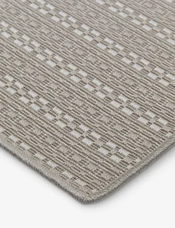 Custom Tannis Indoor / Outdoor Rug, Champagne