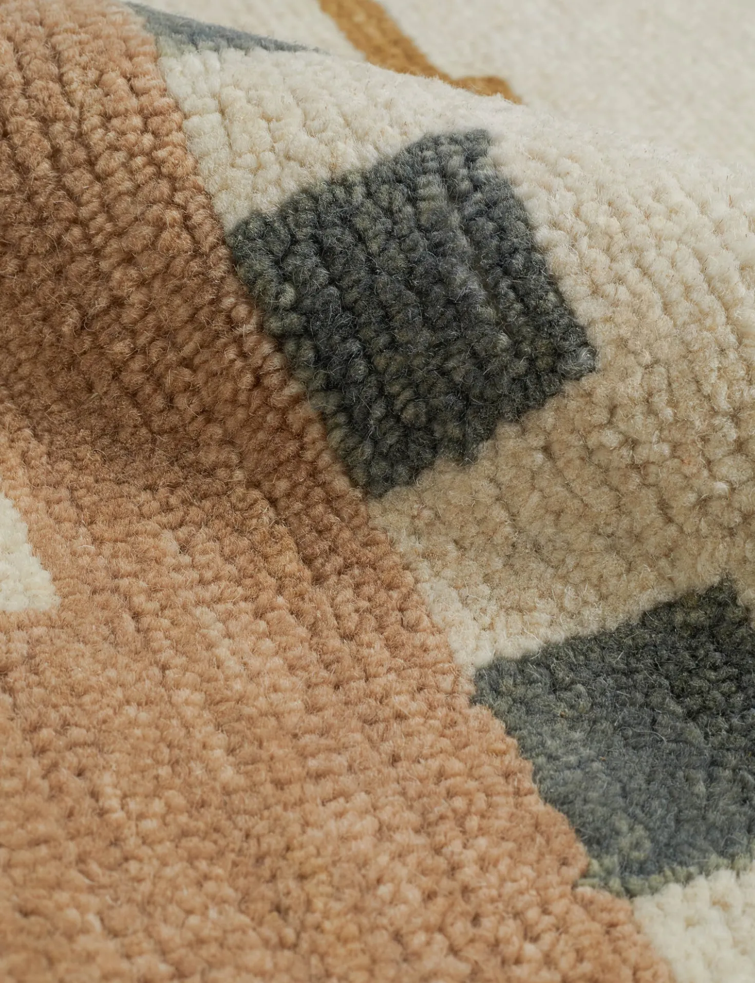 Danzi Hand-Tufted Wool Rug