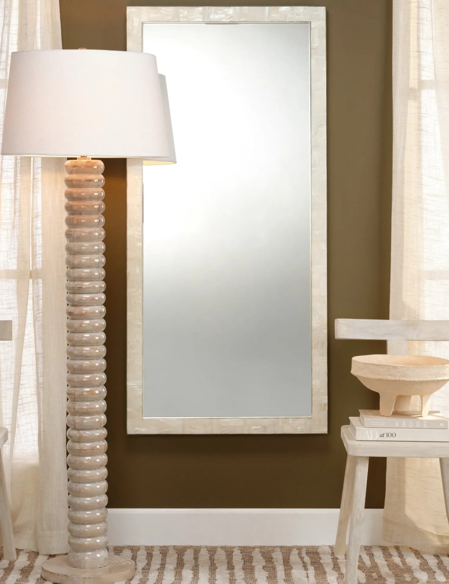 Delacourt Floor Lamp