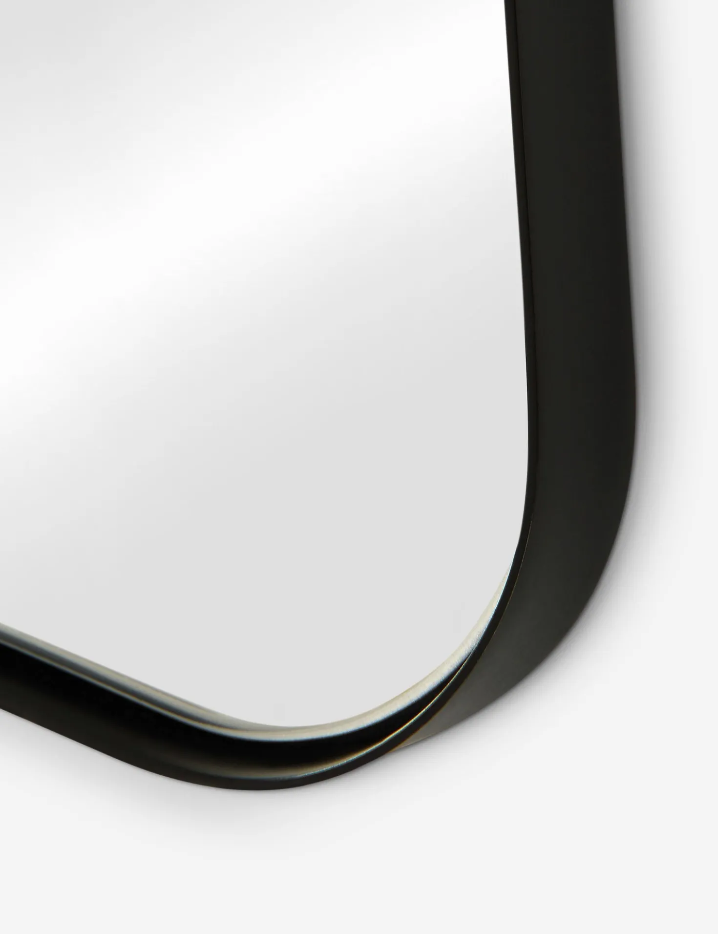 Dija Mirror