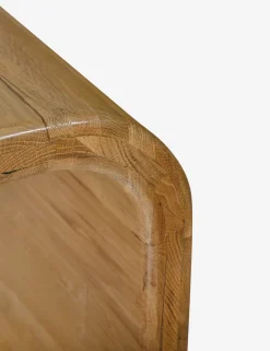Dimitri Desk