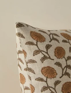 Dori Linen Pillow