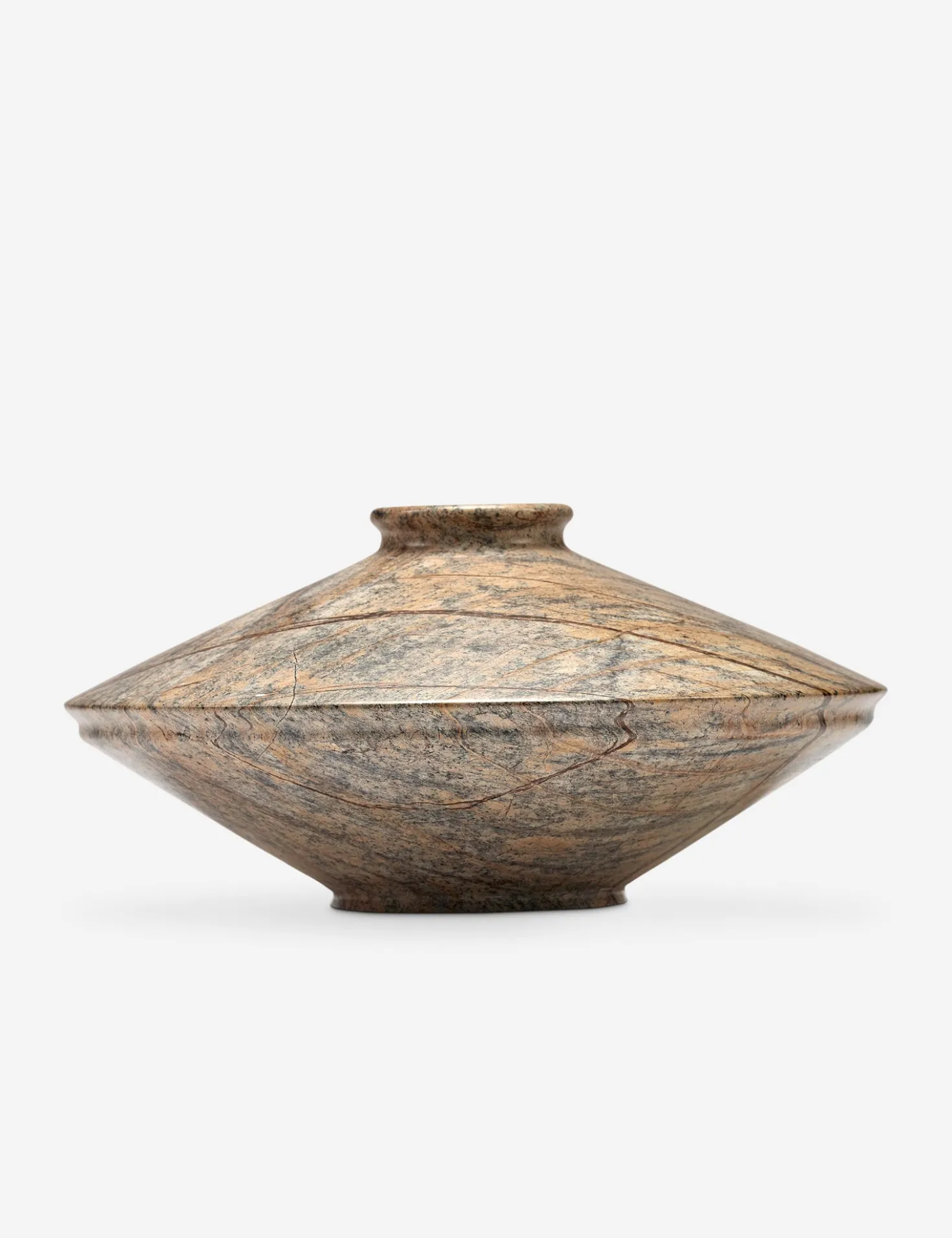 Dune Low Vase by Kelly Wearstler x Serax