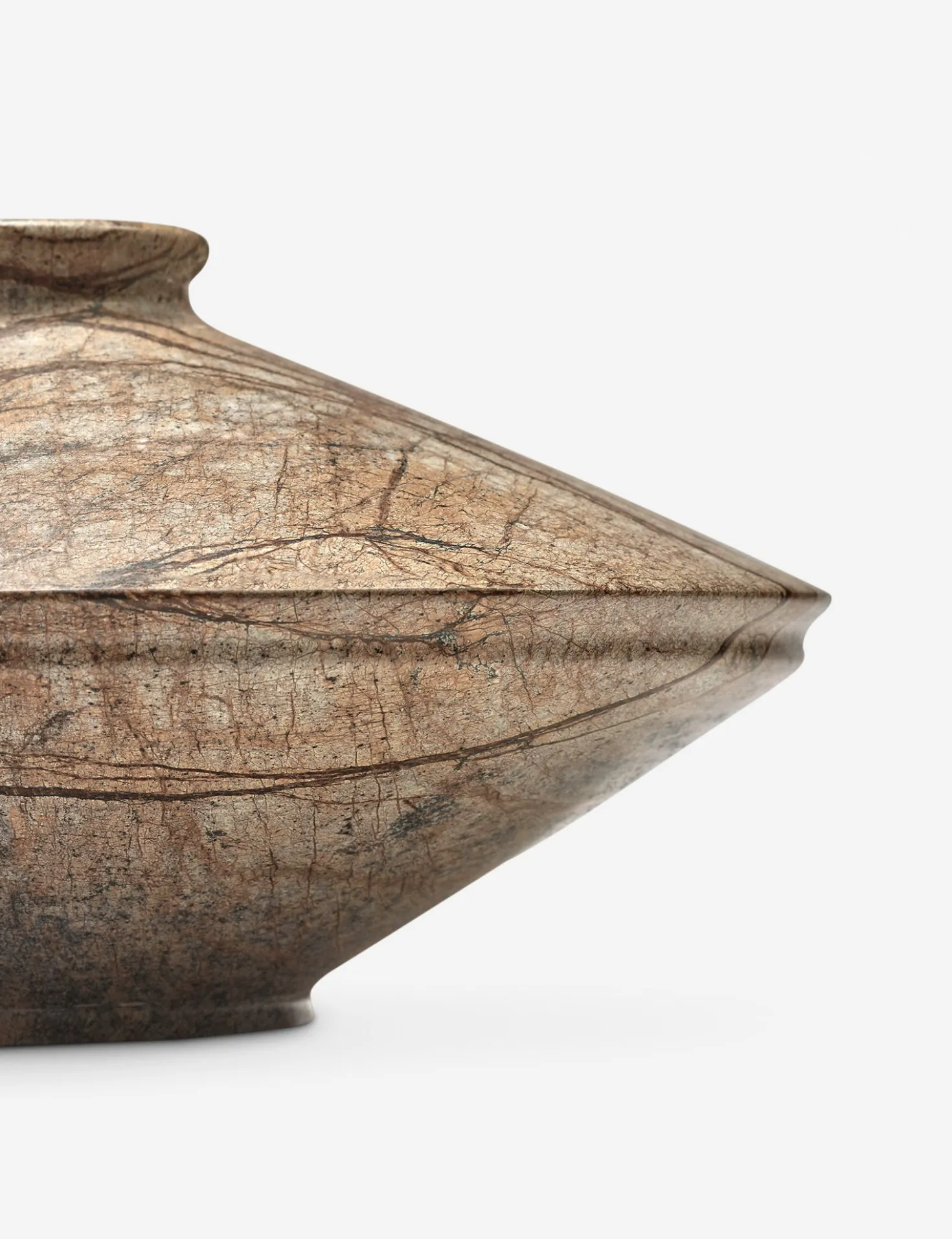 Dune Low Vase by Kelly Wearstler x Serax