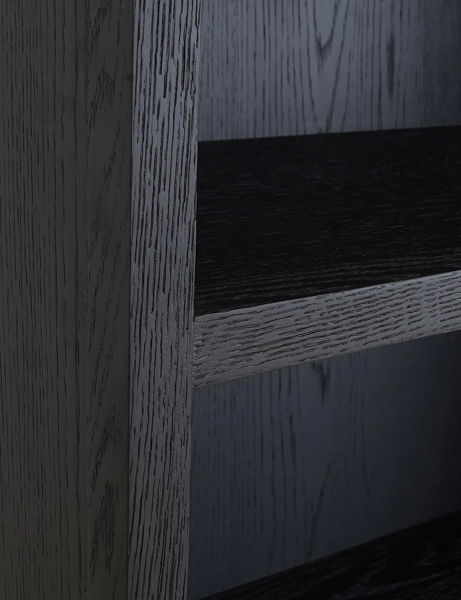 Faron Cabinet