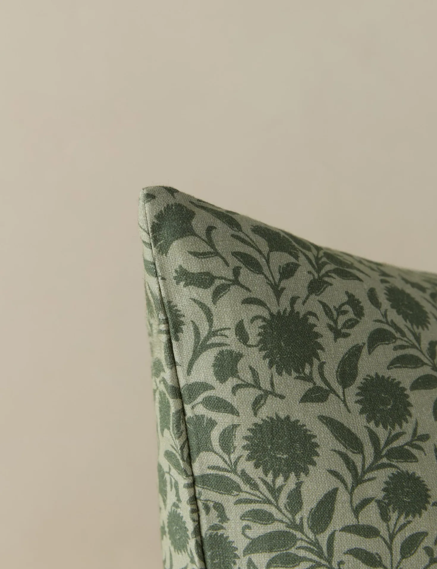Fransen Linen Cotton Pillow